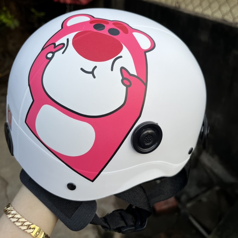  🍒 HOT TREND 🍒nón bảo hiểm 1 2 sơn in hình gấu dâu siêu đẹp 