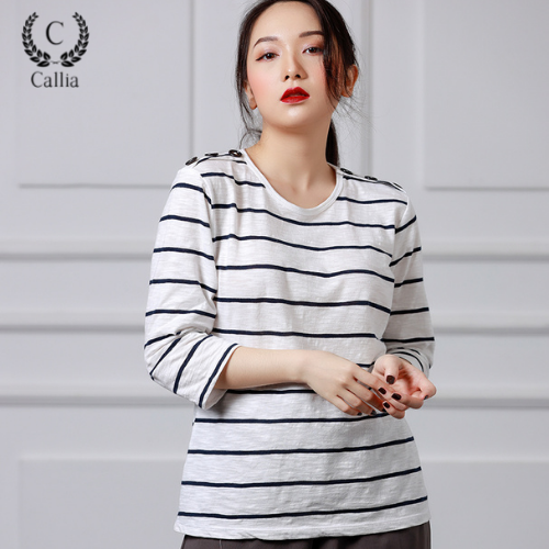 Áo thun nữ Callia thiết kế tay lửng nút vai Misa