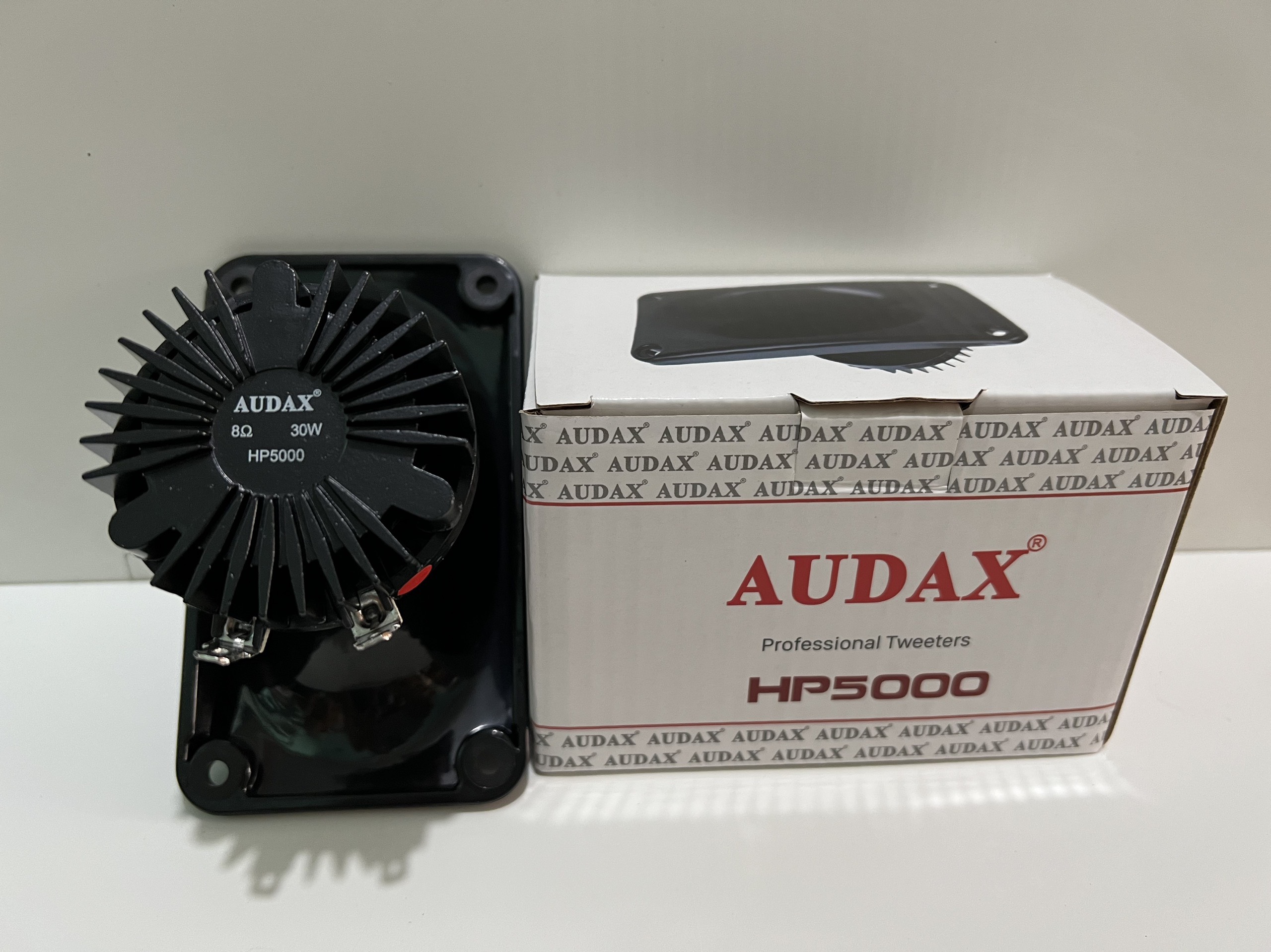 Loa nhà yến hp5000 - loa miệng hang