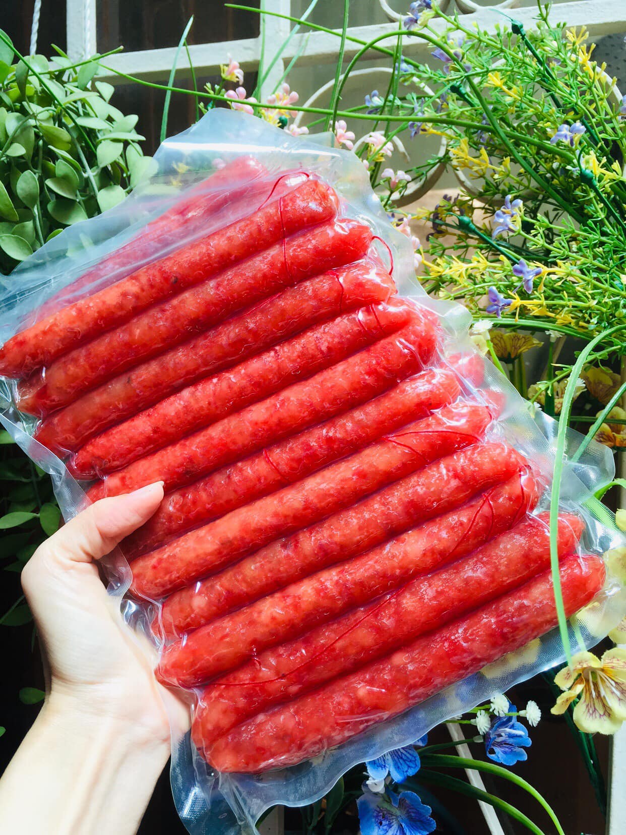 500g Lạp xưởng tôm thịt hàng mới làm liên tục, thực phẩm đạt chất lượng tốt, sản phẩm chất lượng cam kết như hình