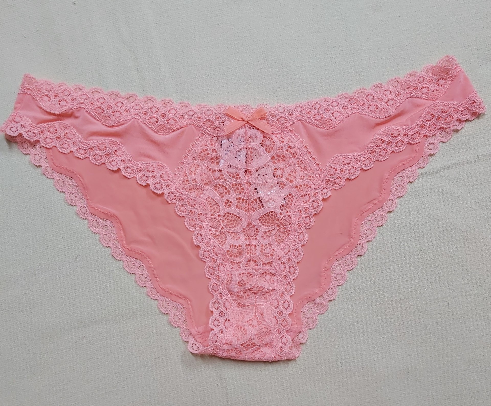 Quần lót Victorias Secret cheekini cotton viền ren màu hồng cam size S hàng mỹ