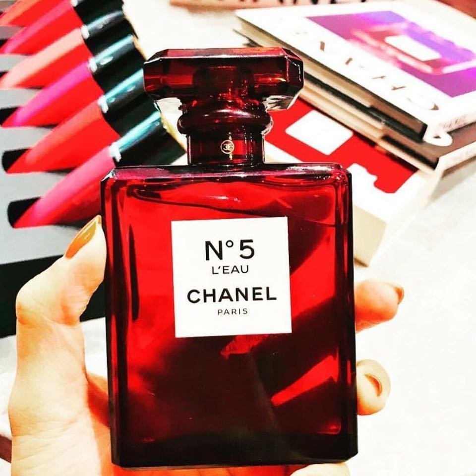 NƯỚC HOA NO 5 PARIS đỏ