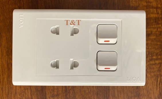 Mặt 2 ổ cắm kết hợp 2 công tắc âm tường Lioa