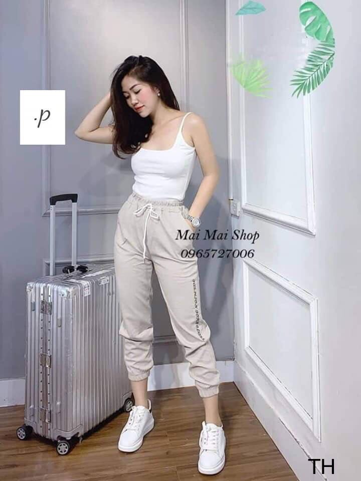 Quần boom kaki nữ chữ dọc  Chất kaki mịn đep thoáng mát Chun chân cá tính năng động 3 màu : đen, đã, nâu, sữa Hàng đẹp form  dưới 60kg