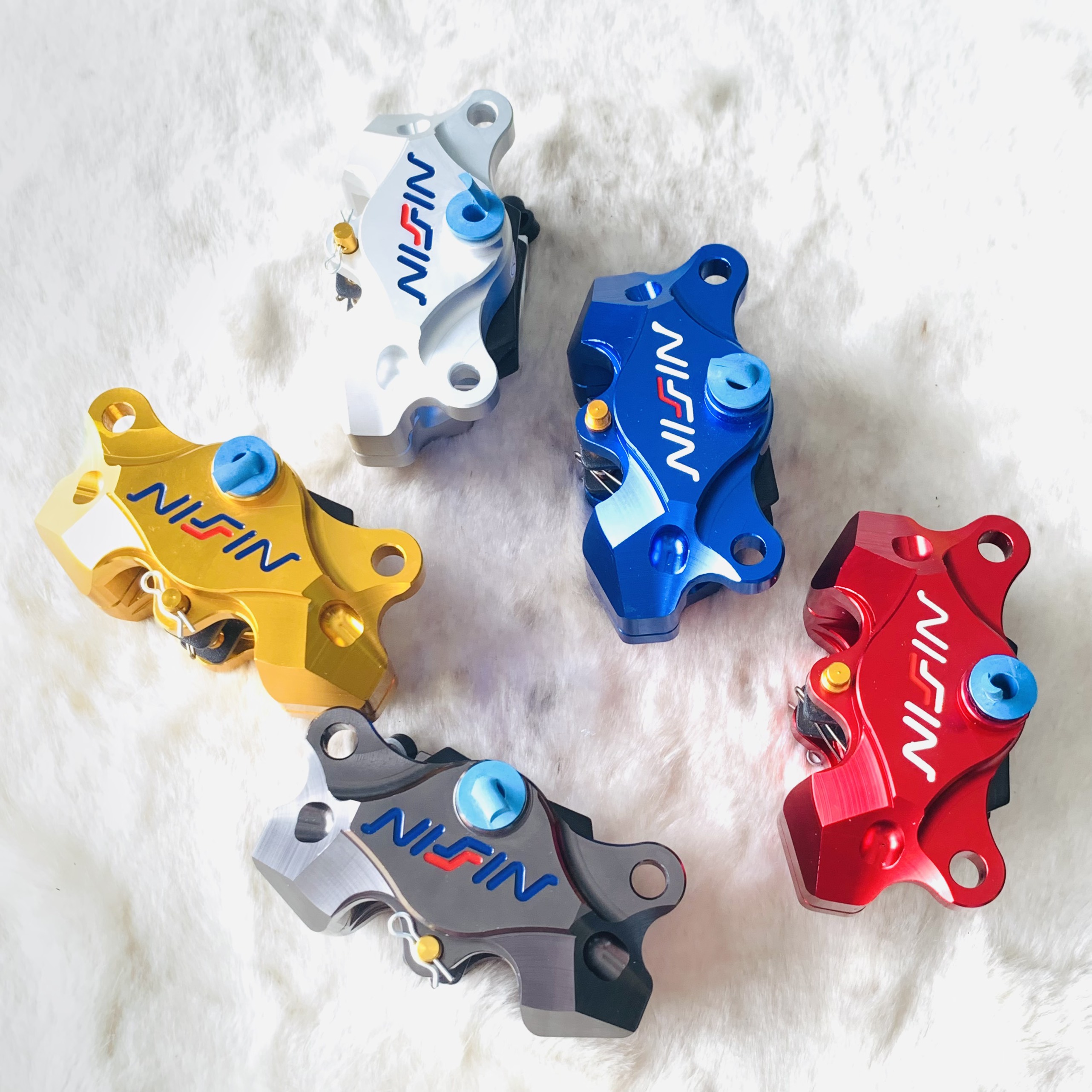 [HCM]Heo Nisin 2 piston có PÁT TRƯỚC gắn được cho tất cả cá dòng xe đi thắng đĩa zin