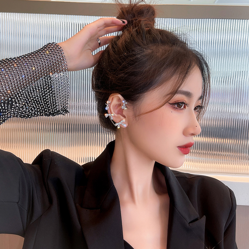 Bông tai Bell Mew kẹp vành tai nơ không xỏ lỗ thời thượng (01 cái) BT227