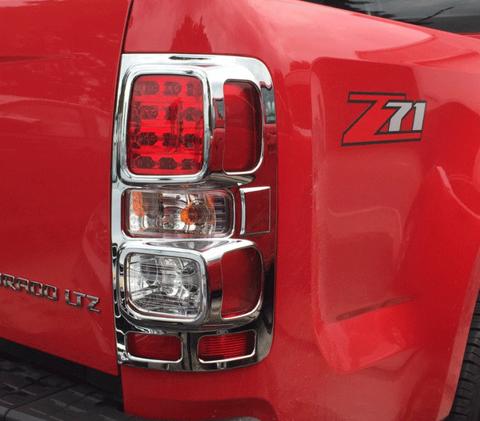 Ốp trang trí viền đèn hậu Chevrolet Colorado