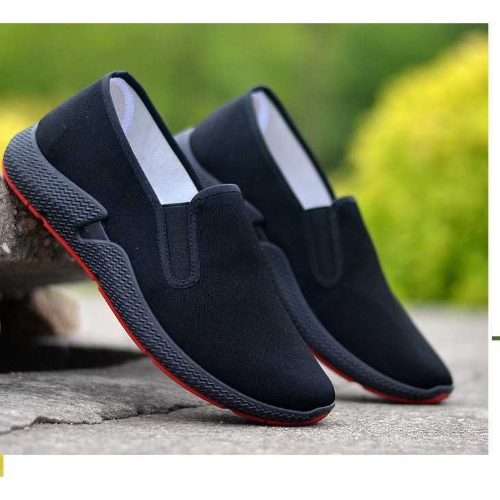 Giày lười vải cho nam đen đế cao t05