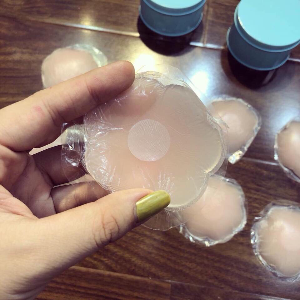Hộp dán ti silicon cánh hoa 5 đôi - hộp dán ti silicon 5 đôi