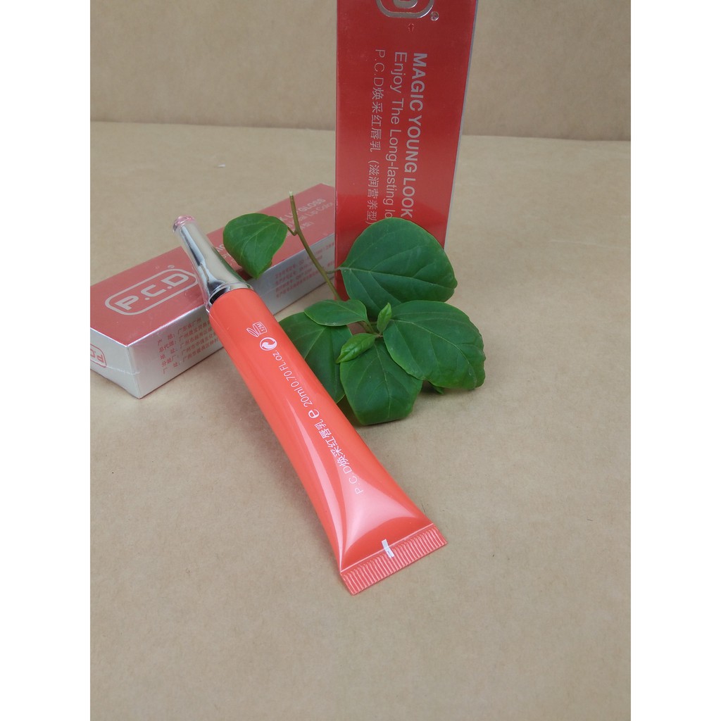 Dưỡng môi PCD kích màu sau phun xăm