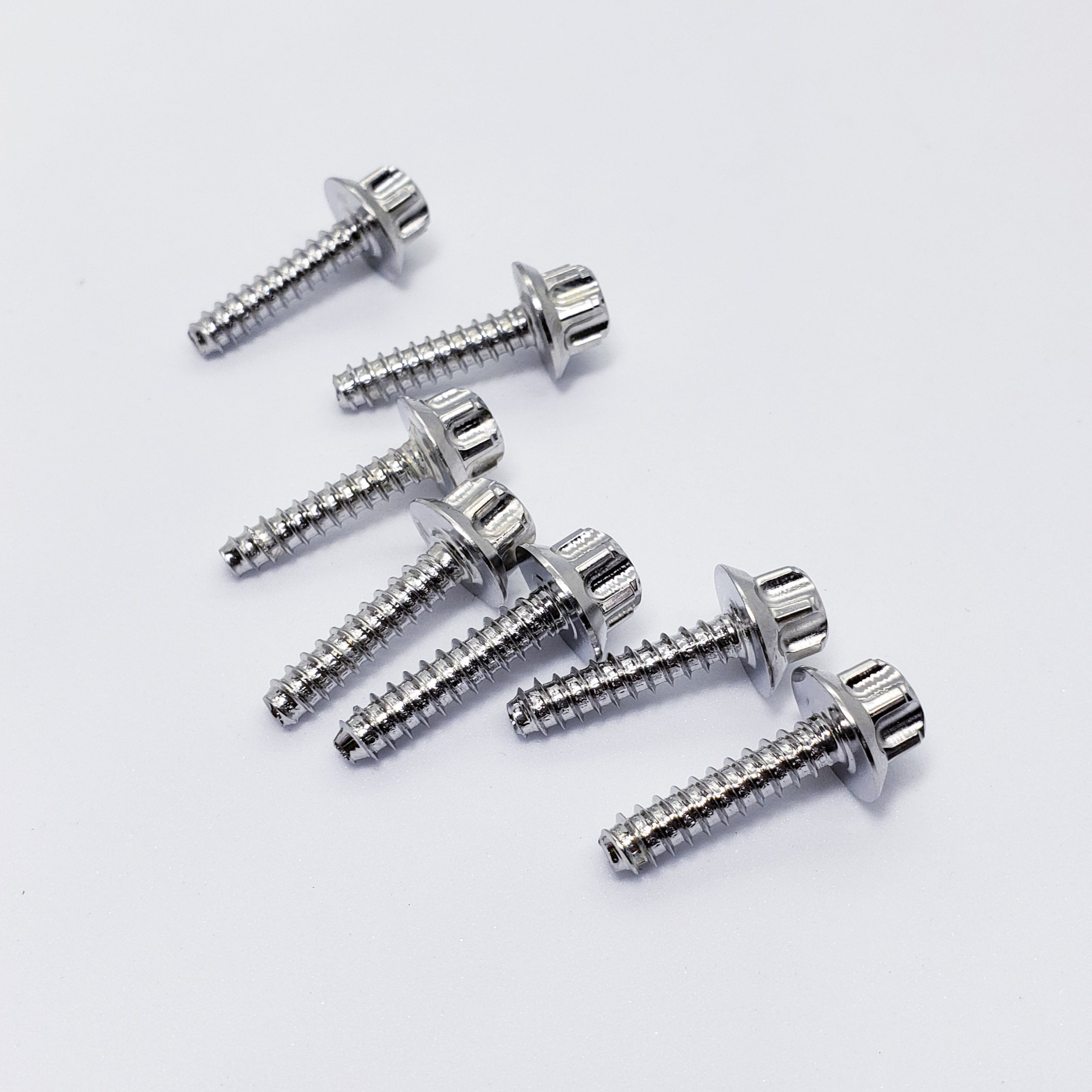 [HCM]Ốc salaya inox gắn pô E đầu trụ (xoắn) xe vario vision sh...(giá 7 ốc)