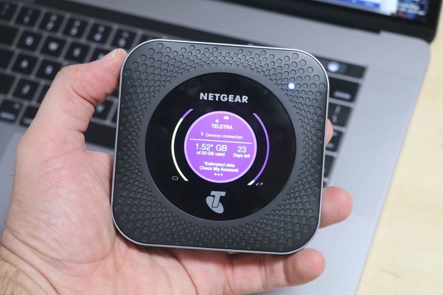 Bộ phát wifi 4g netgear mr1100 cat16 tốc độ 1000mbps. pin 5050mah - hàng cao cấp mỹ
