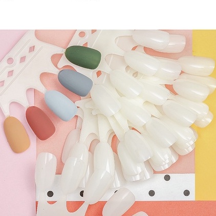 Set 50 móng vương miện