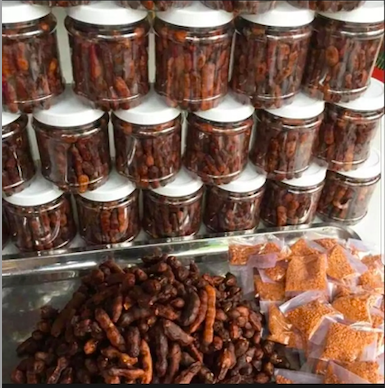 Combo 2 hộp Me lào muối ớt một nắng 1kg , tặng kèm muối ớt - Me lào muối tôm đóng hôp.