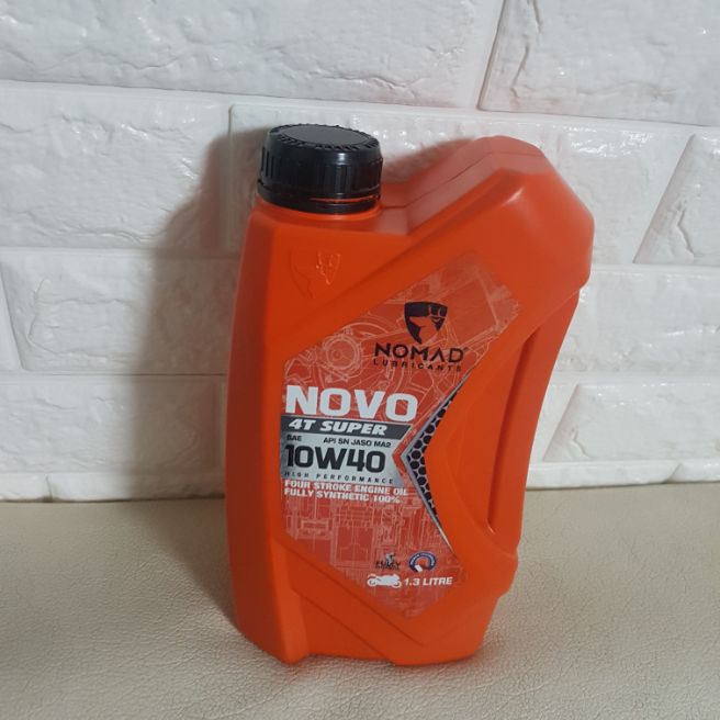 Nhớt xe côn tay,1,3L,nhập khẩu Ả Rập,phù hợp các dòng xe phân khối lớn như Satria,z1000..Nomad Novo
