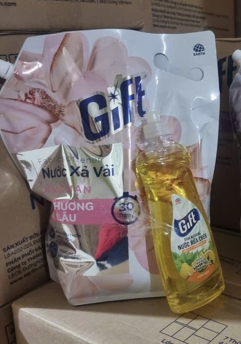 Nước xả Quần áo Gift túi 3.2 kg thương hiệu Nhật Bản vừa thơm vừa tiết kiệm