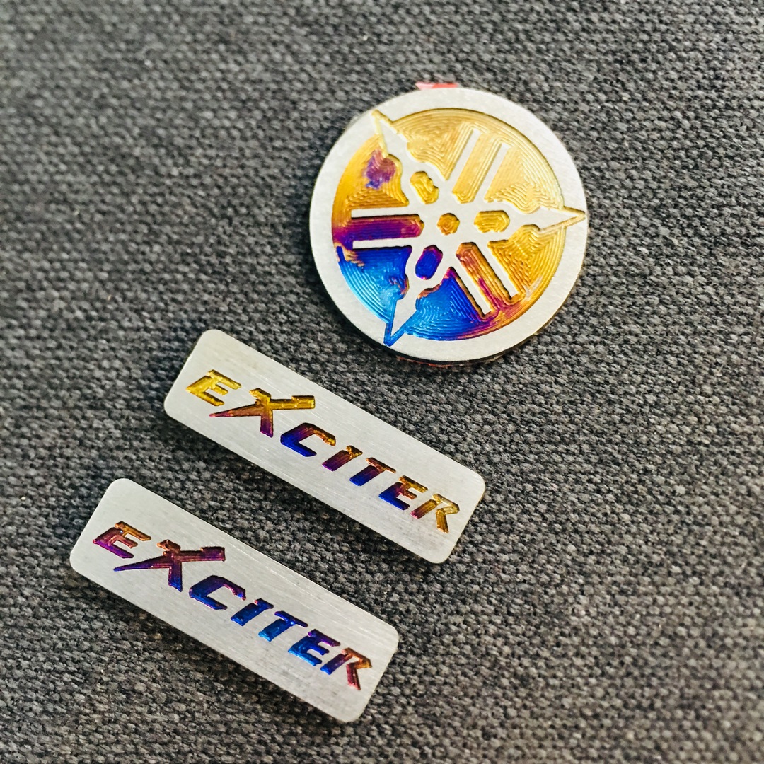 [HCM][CHUYÊN TITAN MINI] TEM TITAN EXCITER MINITEM LOGO YAMAHA NHỎ TRANG TRÍ XE MÁY KEO 3M DÍNH CỰC CHẮC