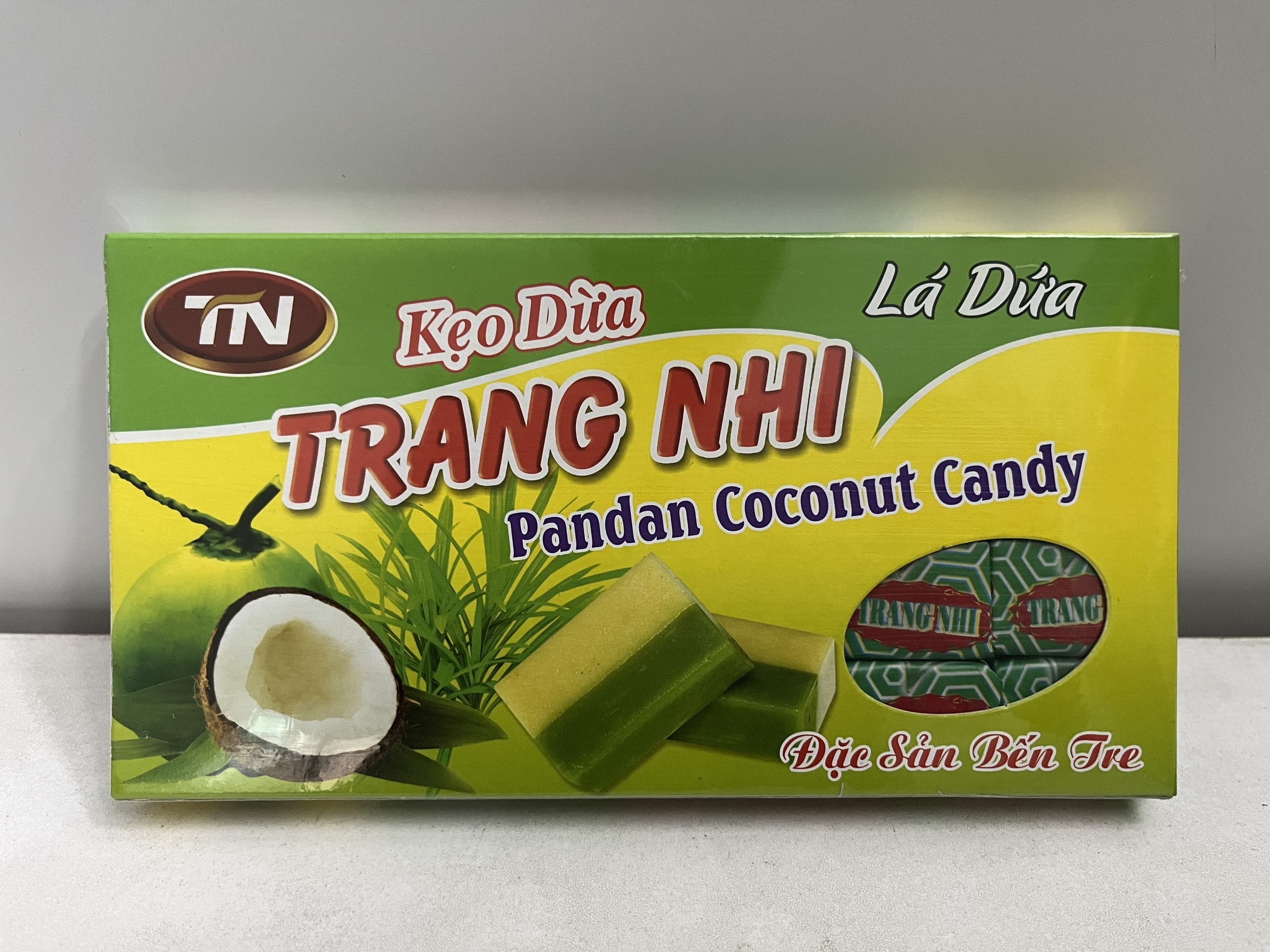 Kẹo dừa Lá Dứa đặc sản Bến Tre 320g