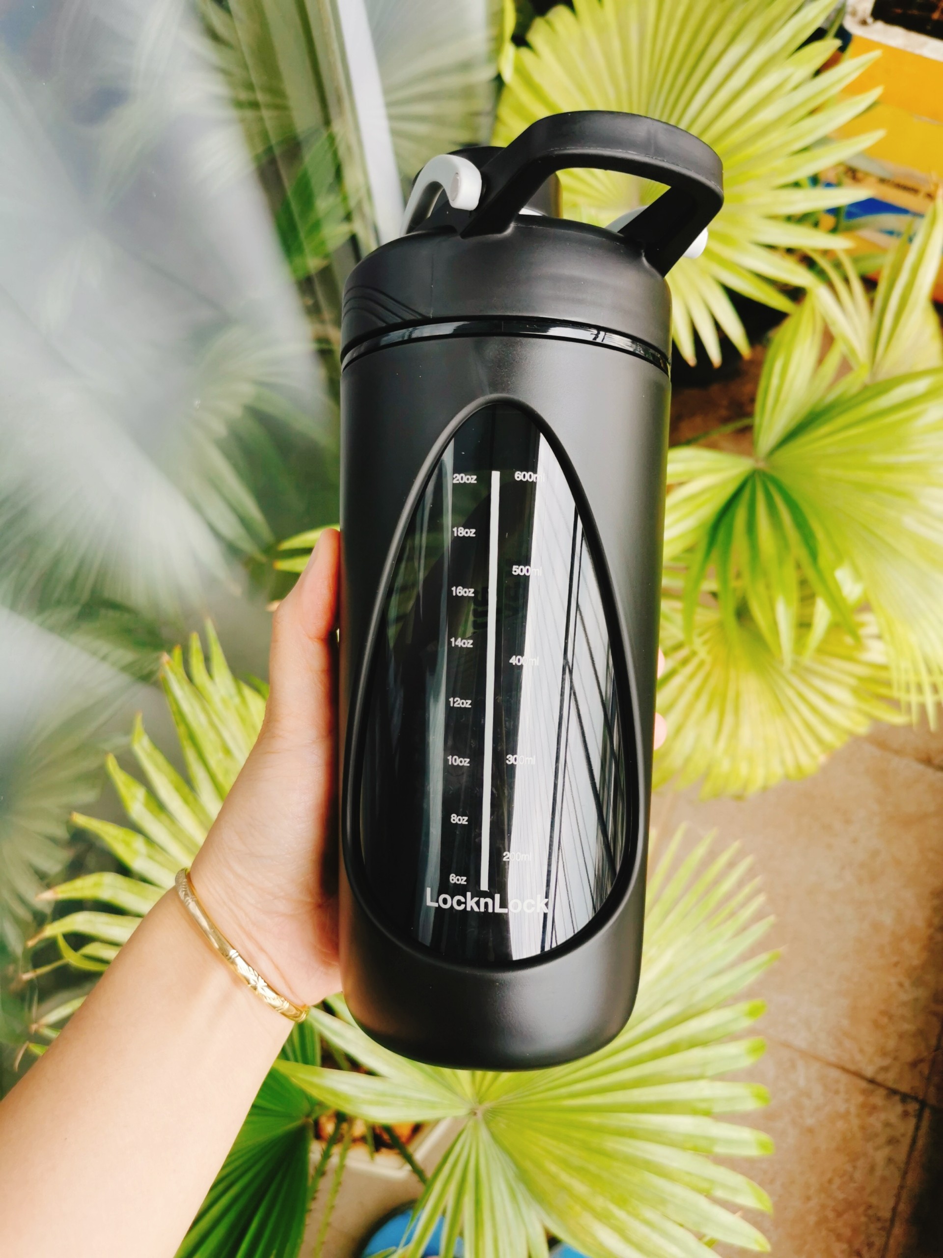 Bình lắc BALANCE SHAKE IT LocknLock 800ml HAP949