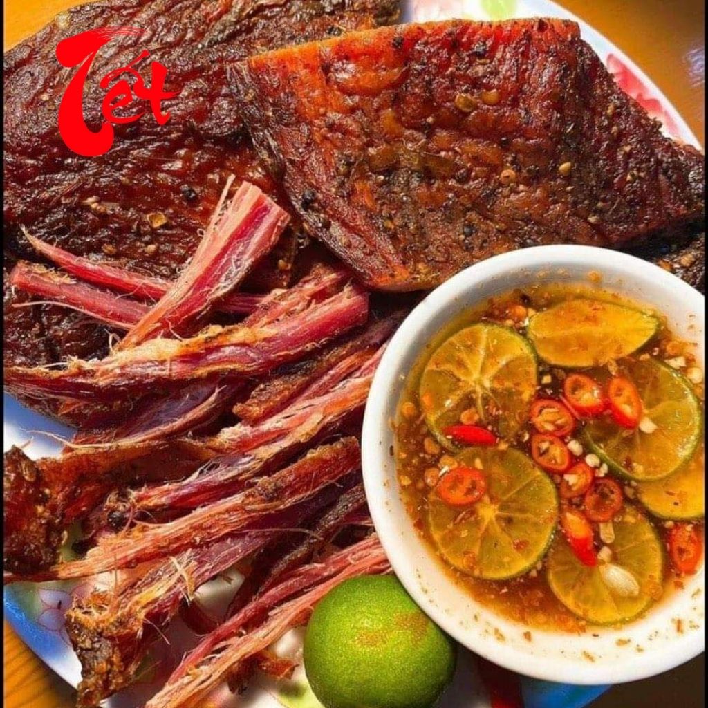 Bò khô gác bếp Tây Bắc 0.5kg thơm ngon chuẩn vị tặng Chẩm chéo