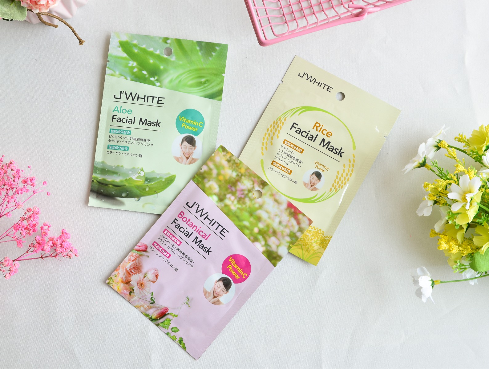 MẶT NẠ DƯỠNG DA TINH CHẤT 3 LOẠI ( MẦM GẠO, THẢO MỘC, LÔ HỘI) J-WHITE, HÀNG NỘI ĐỊA NHẬT, nguyên liệu tự nhiên, cung cấp độ ẩm cần thiết cho da, bổ sung vitamin C cho da mịn màng và sáng hơn