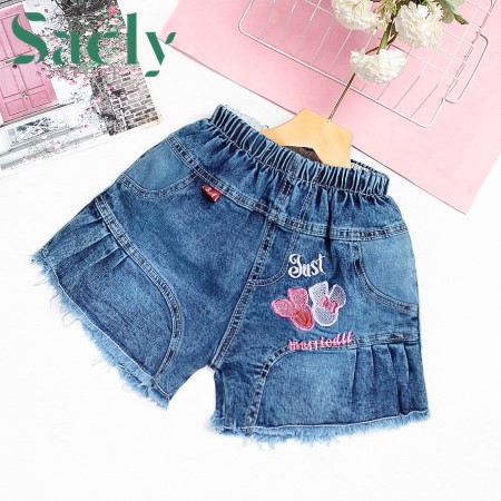 Quần short jeans cho bé gái từ 45kg -55kg (thiết kế lưng co giãn cho bé gái từ 10 tuổi - 18 tuổi)