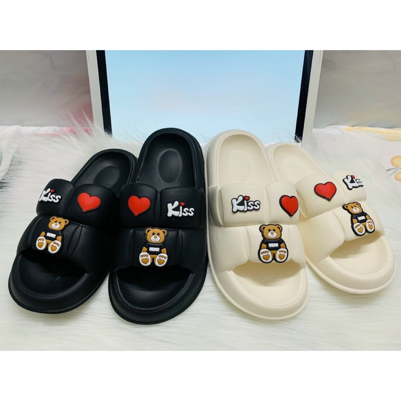 Dép bánh mì nữ quai béo siêu nhẹ sticker Gấu xinh xắn
