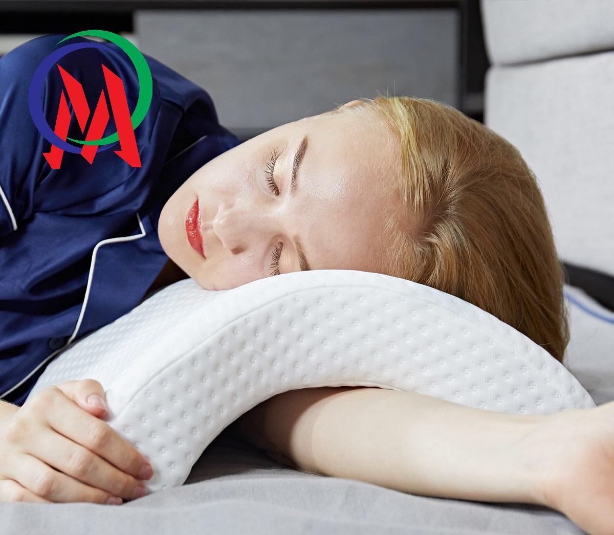 [HCM][Chống Đau Cổ Vai Và Lưng] Gối Cuddle Vô Cùng Êm Ái Thiết Kế cho Dân Văn Phòng Người Ngồi nhiều Đau Lưng Người Có Thói Quen Nằm Nghiêng