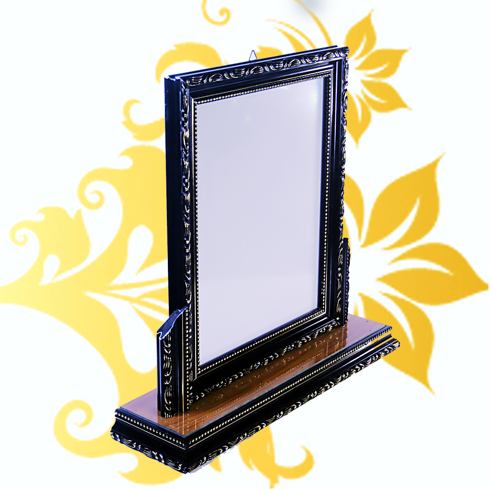 Khung ảnh thờ . có đế thấp .cở ảnh 20 x25.mã sản phẩm kđt 20 x25 đ. màu đen -mặt kính phía trước.