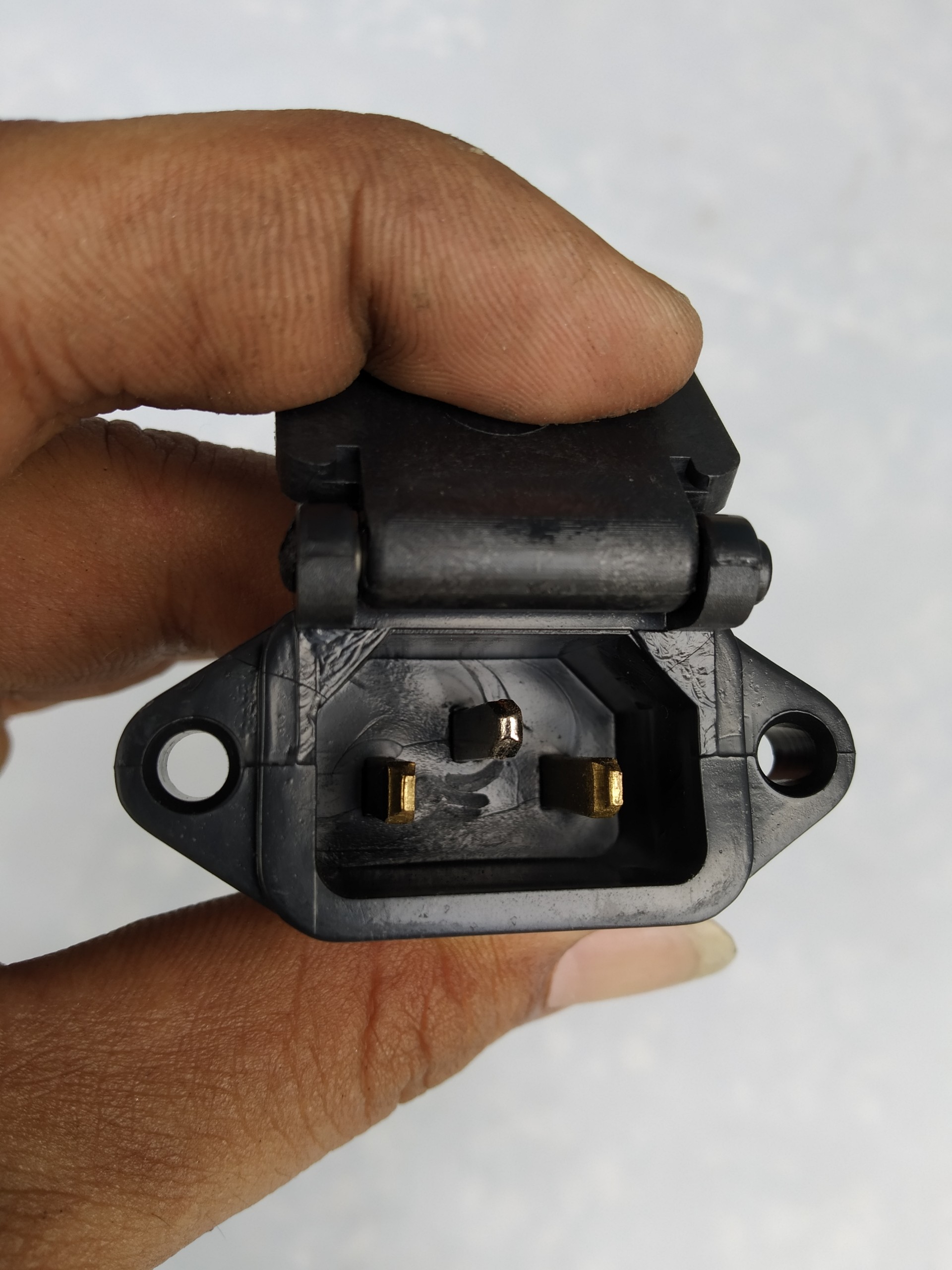 Combo 5 giắc sạc xe đạp điện 3 chấu vuông có nắp- không nắp - xe điện minh thái