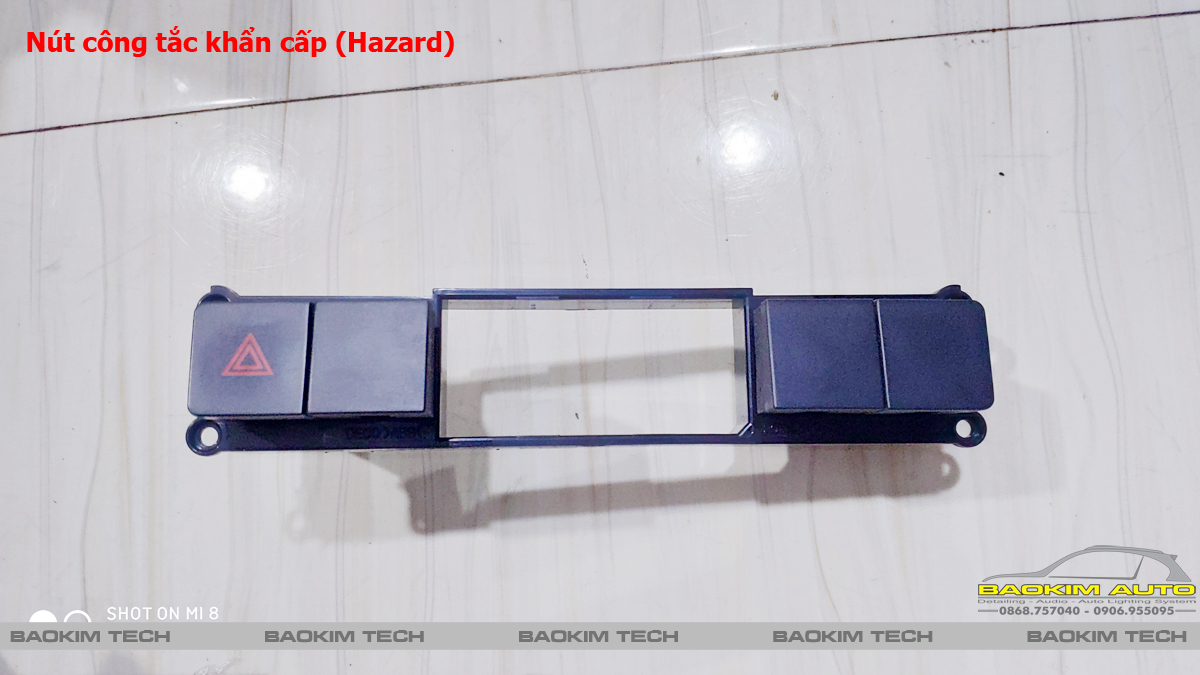 Công tắc khẩn cấp/ công tắc Harzard, đèn xi nhan Chevrolet Captiva/ Deawoo Winstom 2006-2011 hàng th