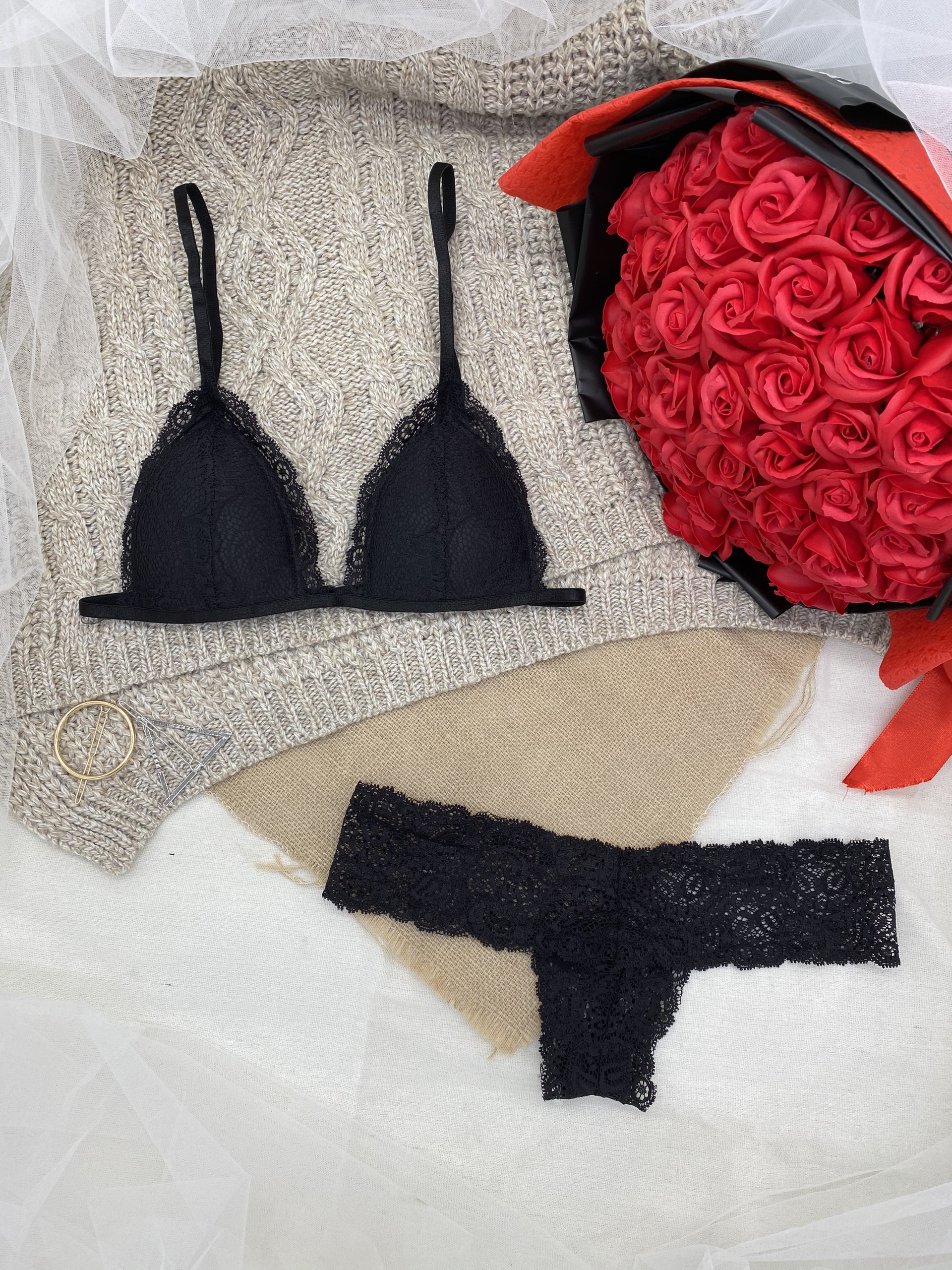 [HCM]Bộ đồ lót nữ đen huyền bí có mút mỏng [đồ lót - áo lót - quần lót - bikini - đồ lót ren - bra - đồ lót giá rẻ - áo ngực - quần lọt khe - đồ lót ren - quần lót bầu - áo lót ren - đồ lót nữ sexy – đồ lót lọt khe]