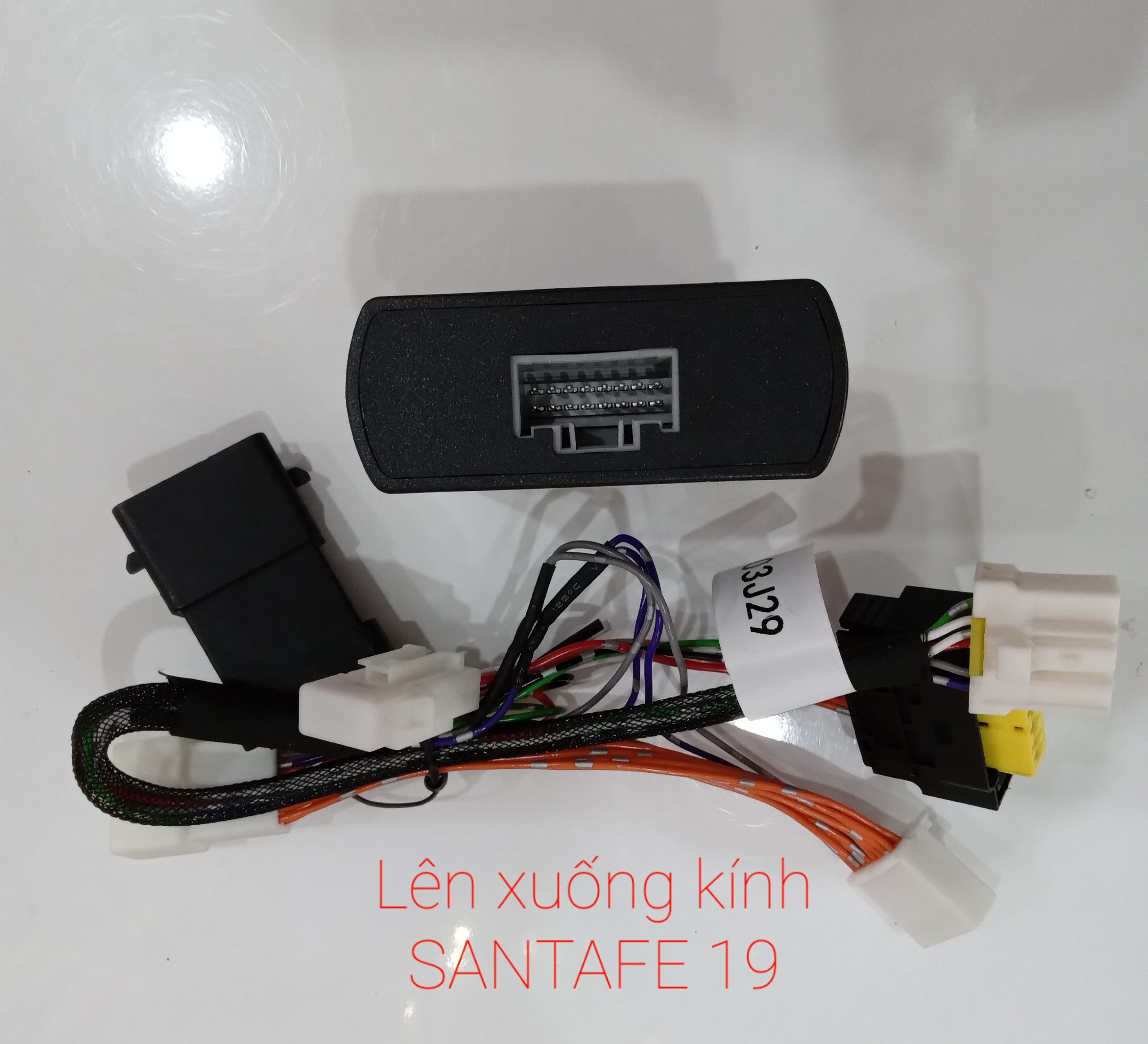Lên xuống kính tự động Hyundai Santafe 19
