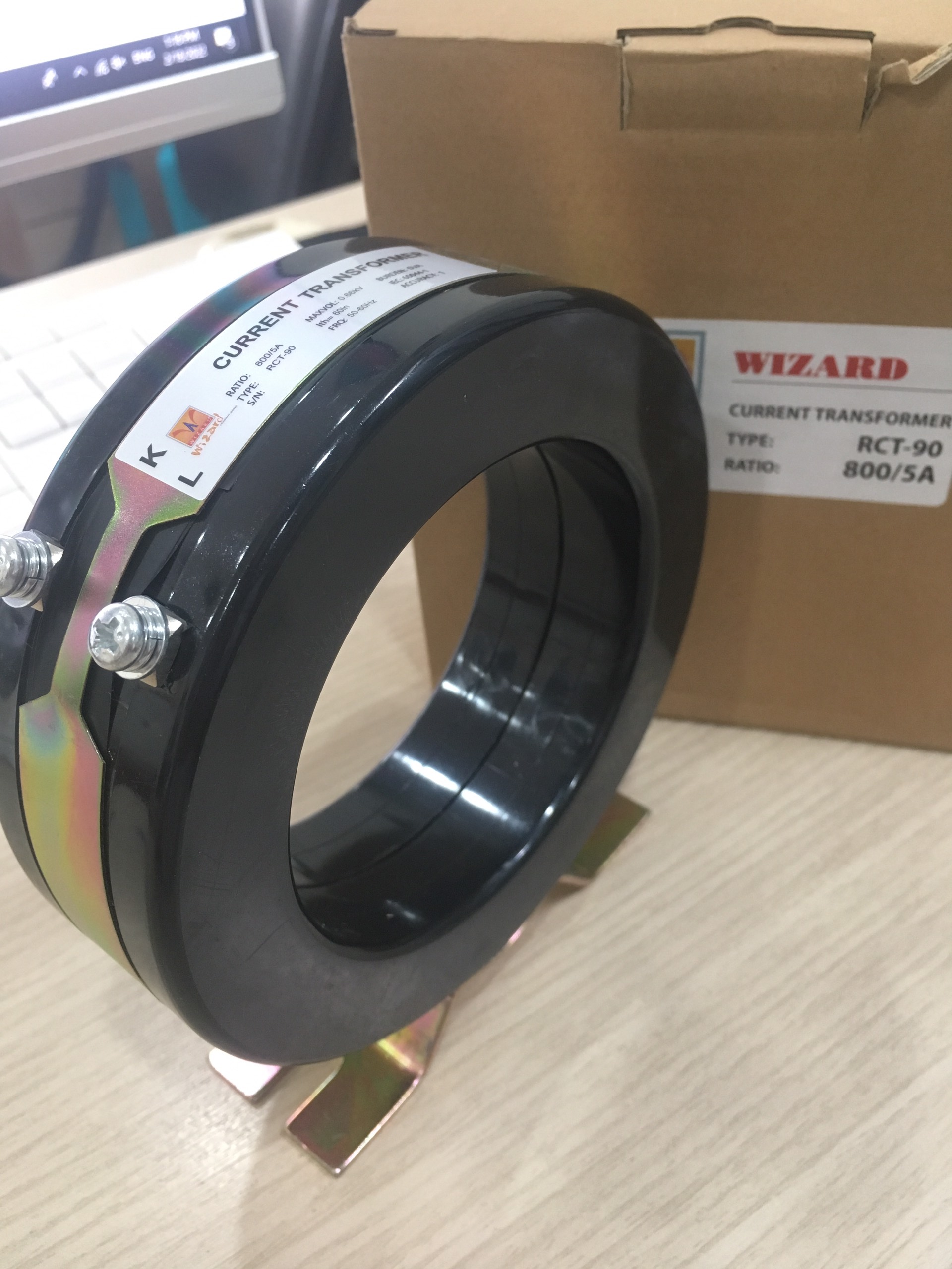 Biến dòng đo lường đế sắt rct 800/5a ~ 2000/5a