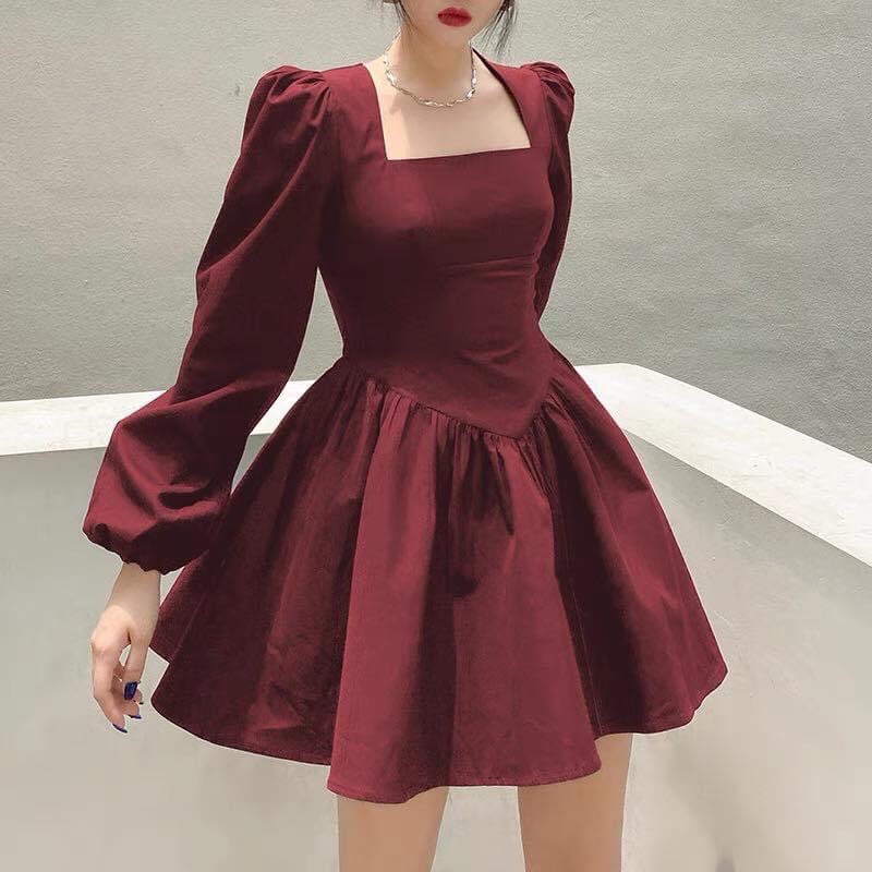 Đầm chiết eo tay phồng cổ vuông