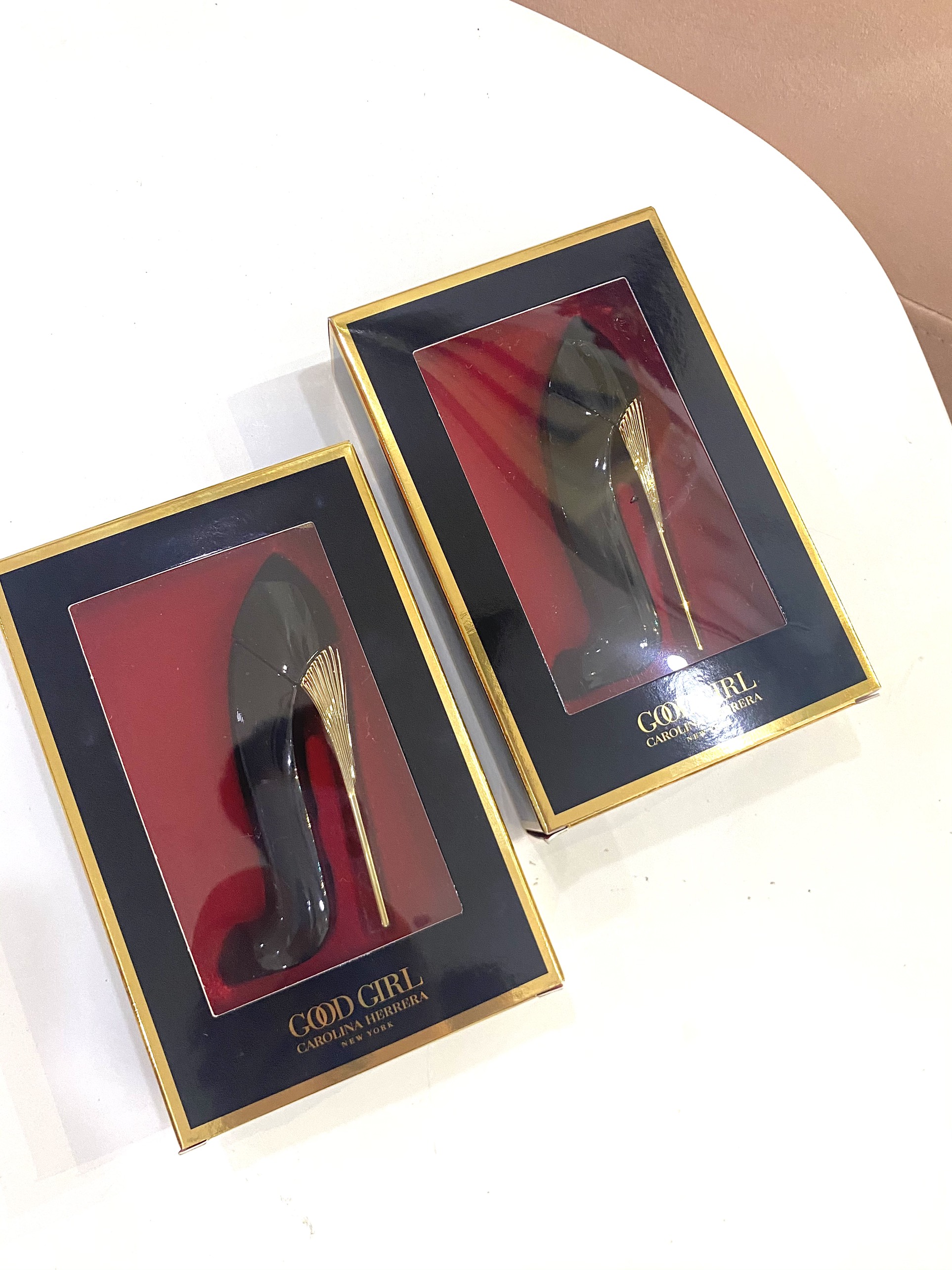 Nước Hoa Nữ Carolina Herrera minisize 7ml fullbox