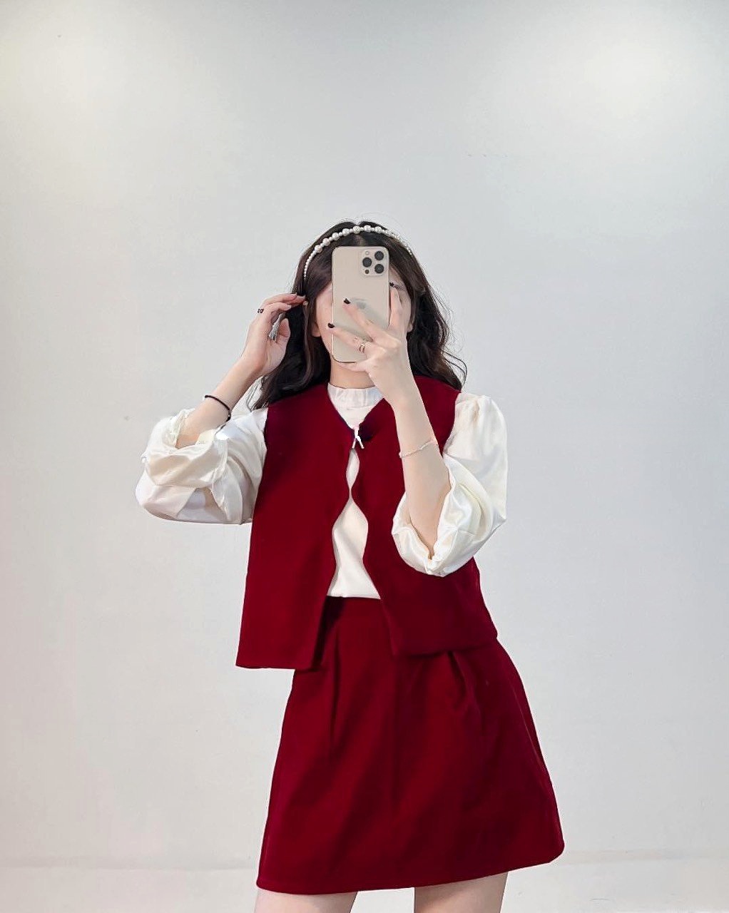 Set 3 món sơ mi kèm gile phối chân váy siêu xinh, bộ đồ nữ sơ mi tay phồng mix chân váy ngắn gile cách điệu vintage s.8549