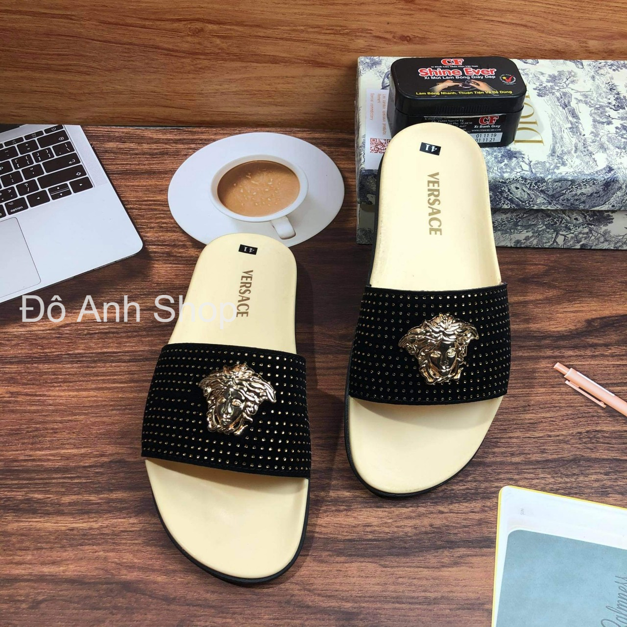 Dép quai ngang đính đá đầu người lấp lánh màu đen và vàng mẫu mới 2021