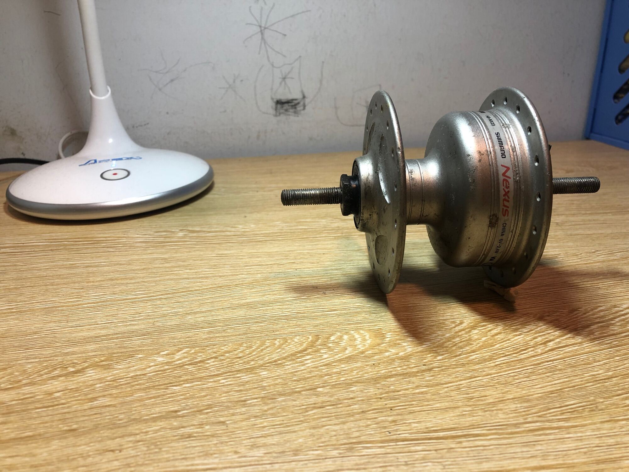 Hud, đùm trước xe đạp Shimano Nexus liền củ phát điện Nhật bãi 36 lỗ