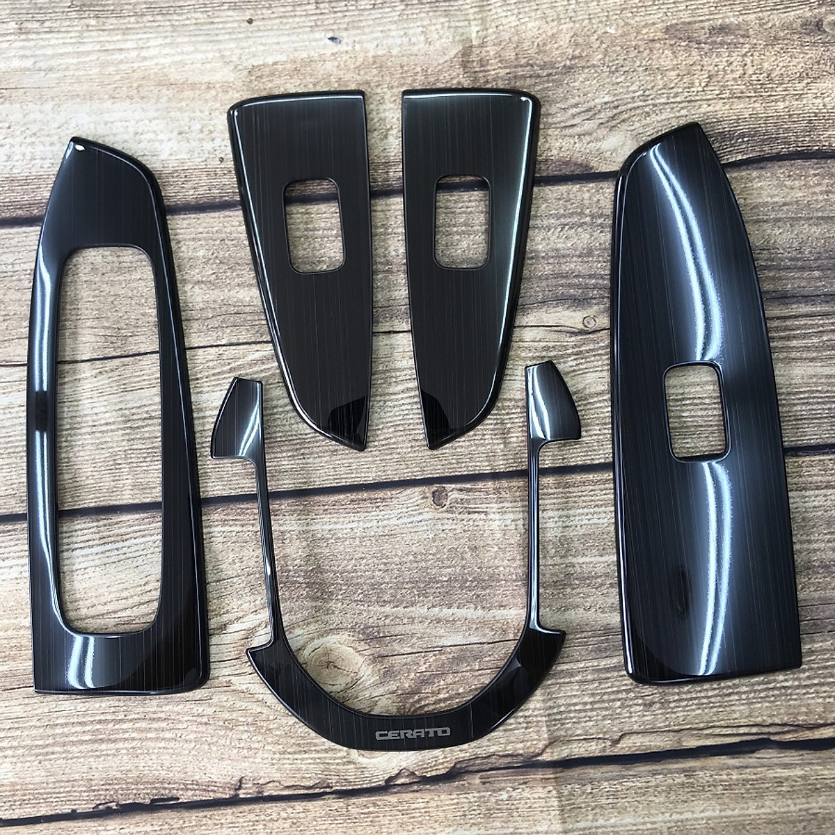 Bộ Ốp Nội Thất Titan Cao Cấp Dành Cho Xe Kia Cerato 2019,2020