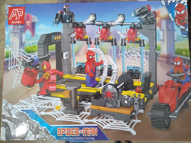 Bộ Lego siêu anh hùng 3301 : phòng tập của người nhện spider man 388 mảnh-Ngân Ủn Ỉn