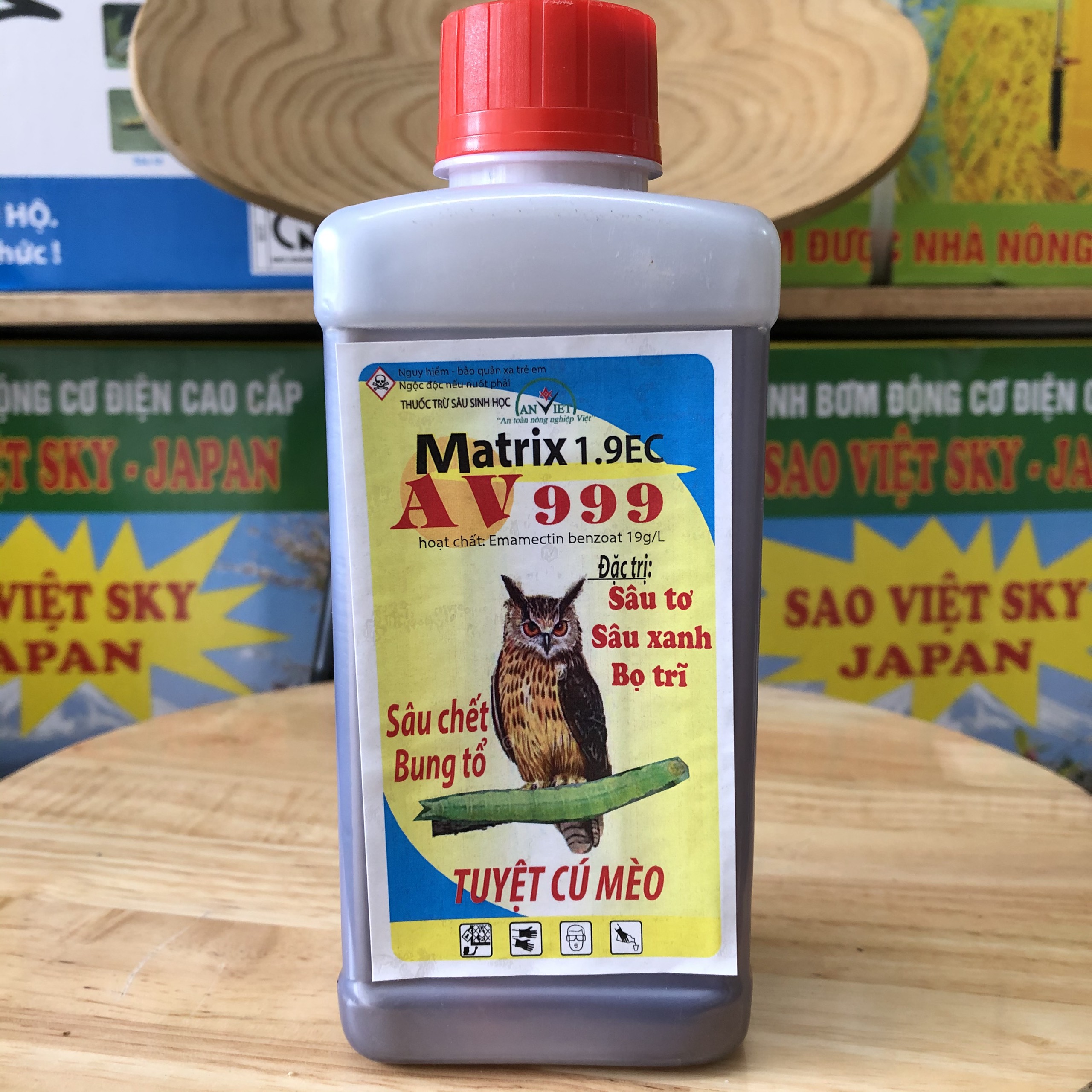 Trừ sâu sinh học Matrix 1.9EC - Chai 240ml; Thuốc trừ sâu sinh học chuyên dành cho rau màu, cây ăn quả