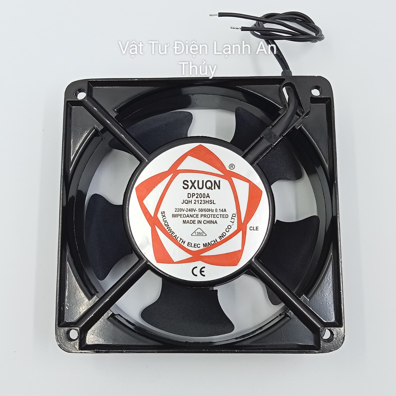 Quạt bằng sắt 12cm x 12cm 220v - quạt tản nhiệt 220v 12cm x 12cm - quạt thông gió 220v 12cm x 12cm - quạt 220v 12 x 12cm