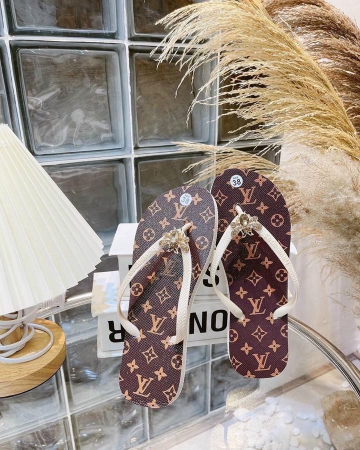 Dép kẹp ong lv siêu hot