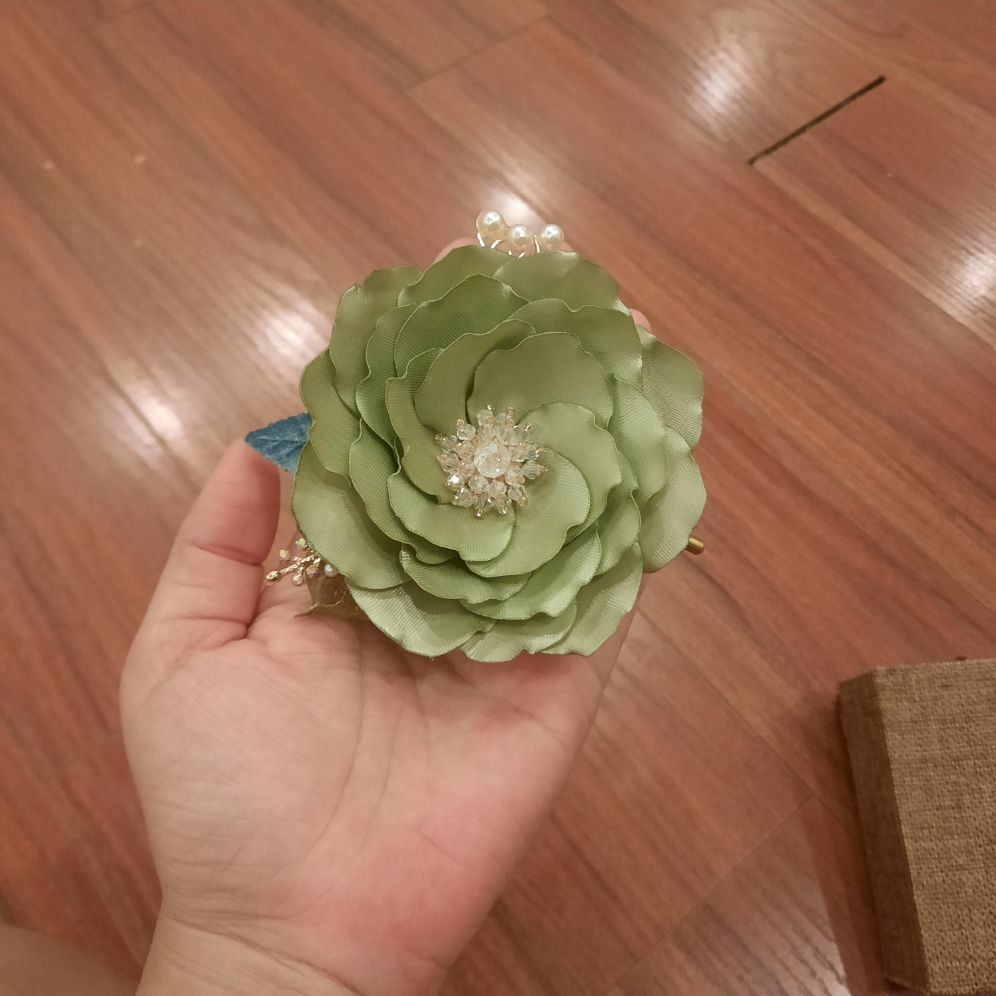 Hoa cài áo handmade bông hoa dành dành màu trà xanh