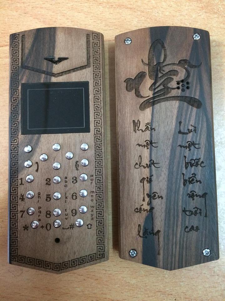 [HCM]Vỏ gỗ cho điện thoại Nokia 110i xịn mẫu chữ Nhẫn