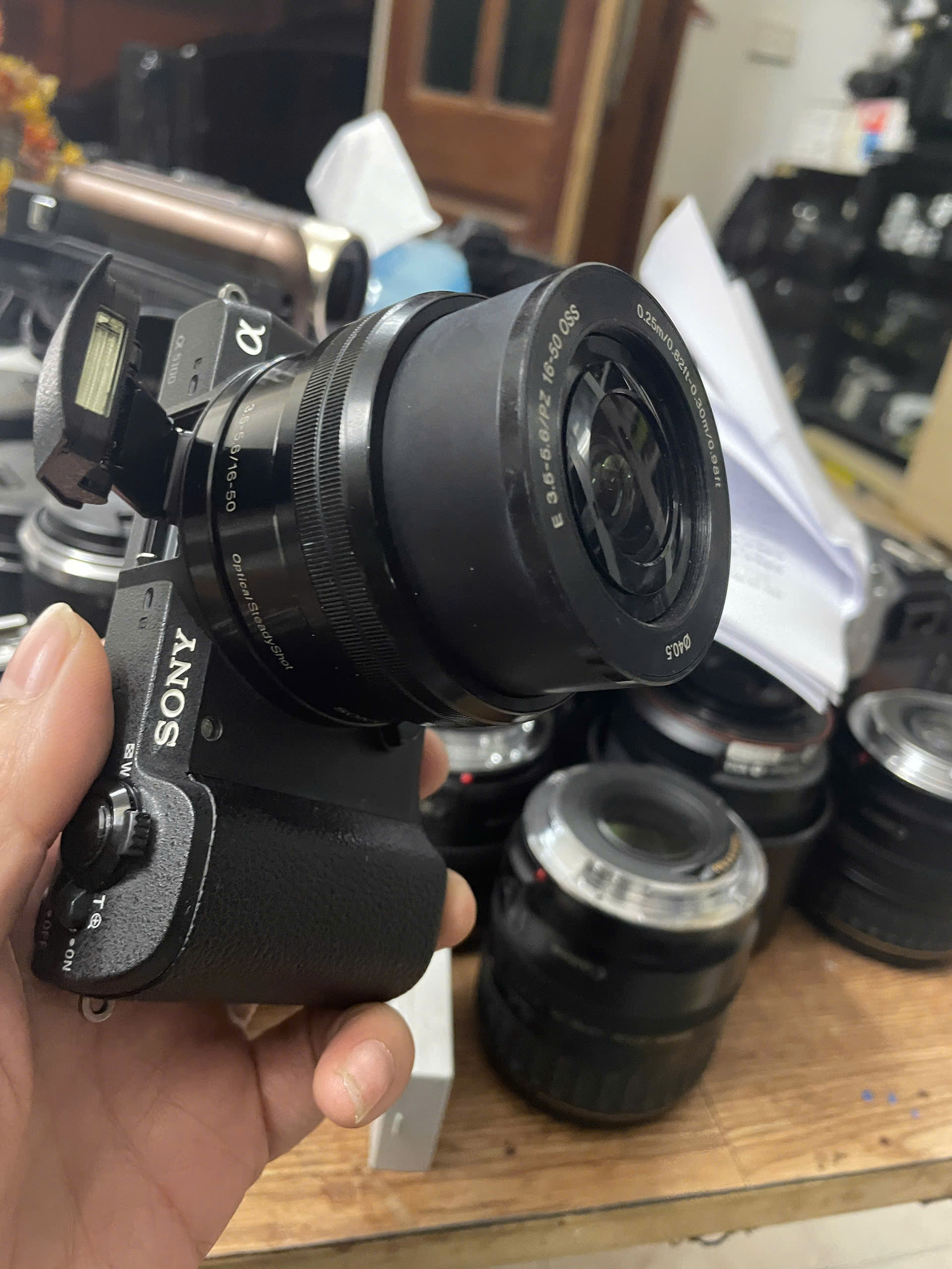 Máy ảnh Sony A5100 kèm lens 16-50 Sony