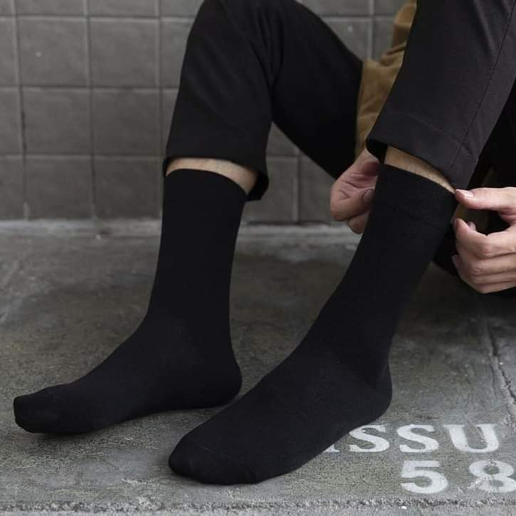 Set 5 đôi tất đen cổ cao nam công sở