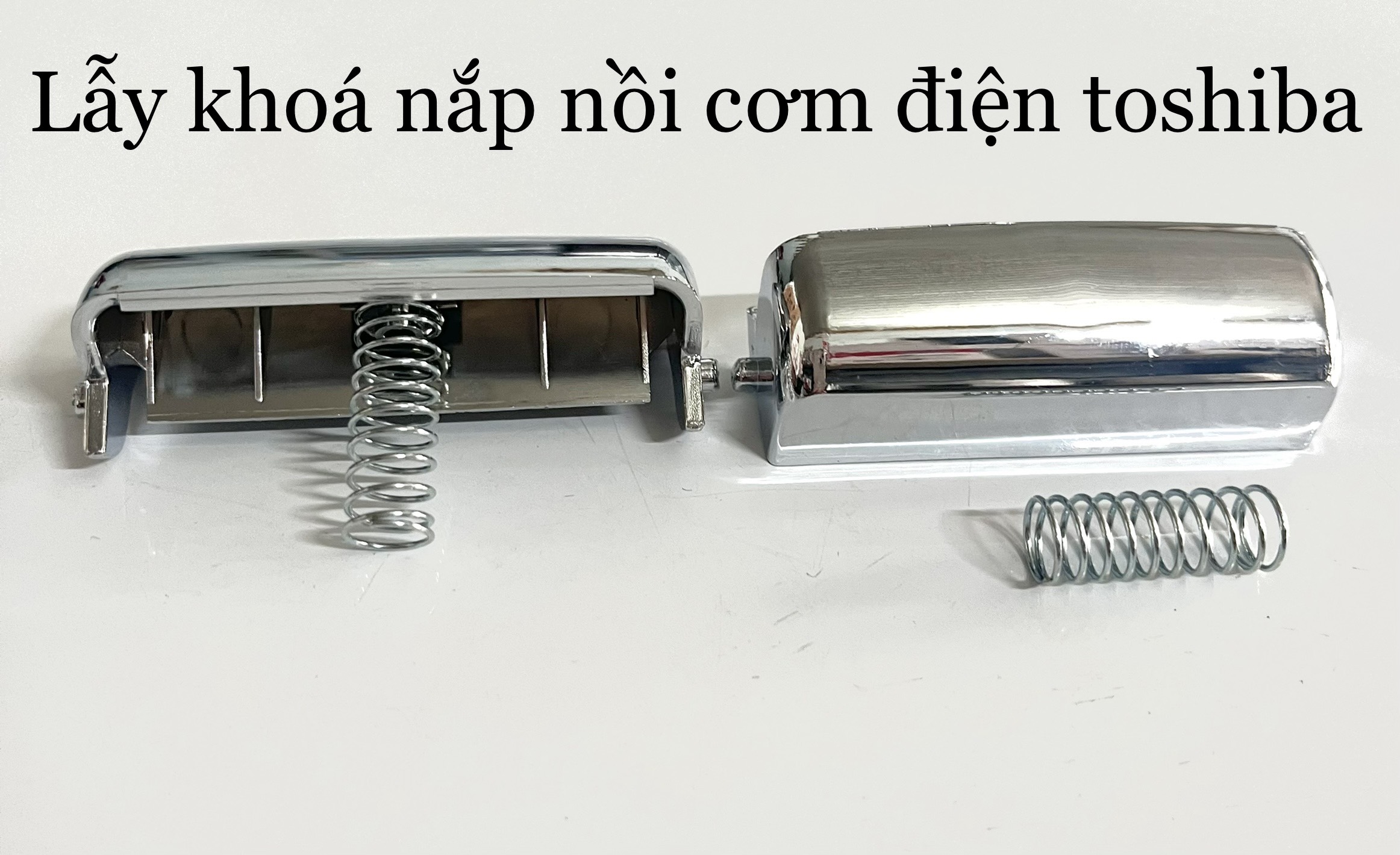 Lẫy khoá nồi cơm điện tử Toshiba 18NMF, cam kết sản phẩm đúng mô tả, chất lượng đảm bảo