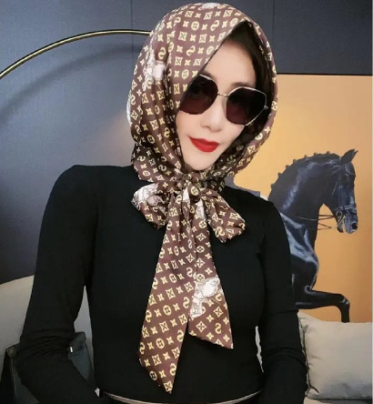 Khăn trùm đầu chống nắng vải lụa satin - Khăn choàng đa năng phong cách trẻ trung cho nữ - 6